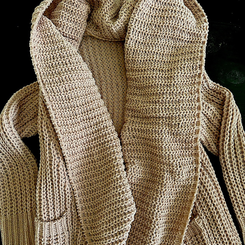 Chunky Knit Sweater Cardigan with pockets